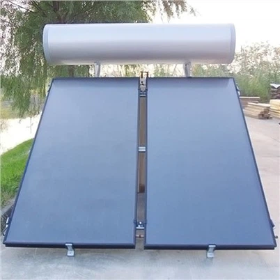 Scaldaacqua solare a piastra piatta pressurizzato compatto